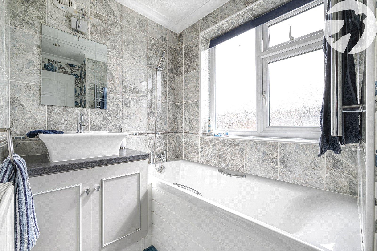 4 bedroom house for sale in Dartford | Robinson Jackson