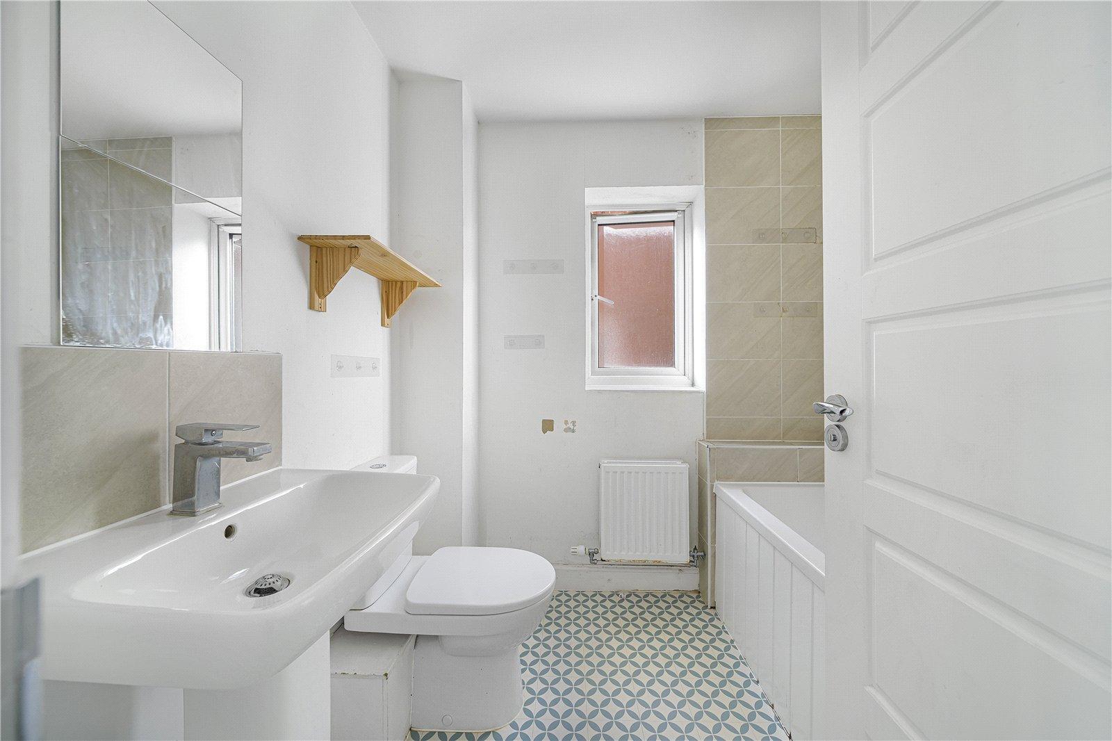 4 bedroom house for sale in Dartford | Robinson Jackson