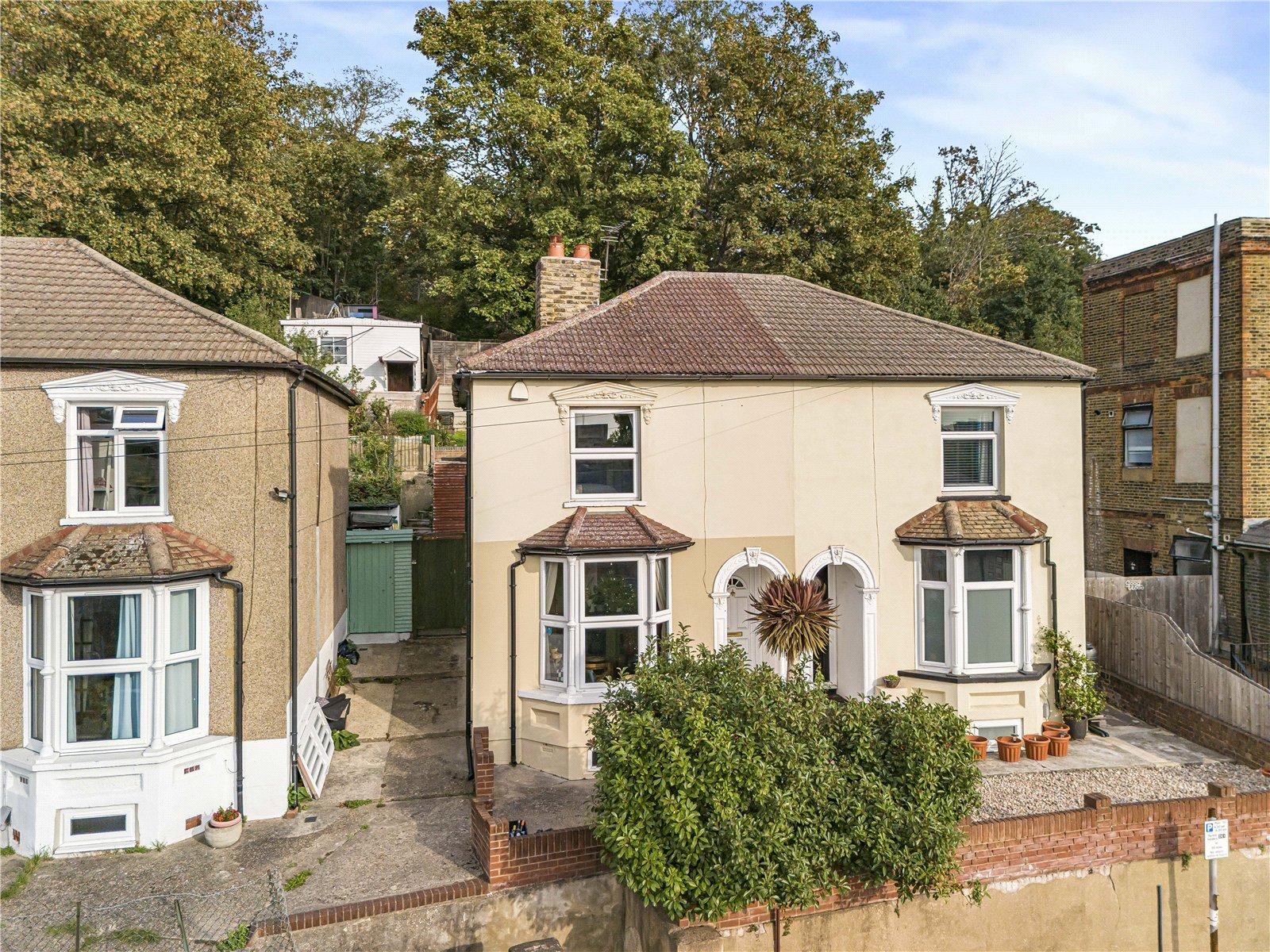 3 bedroom house for sale in Dartford | Robinson Jackson