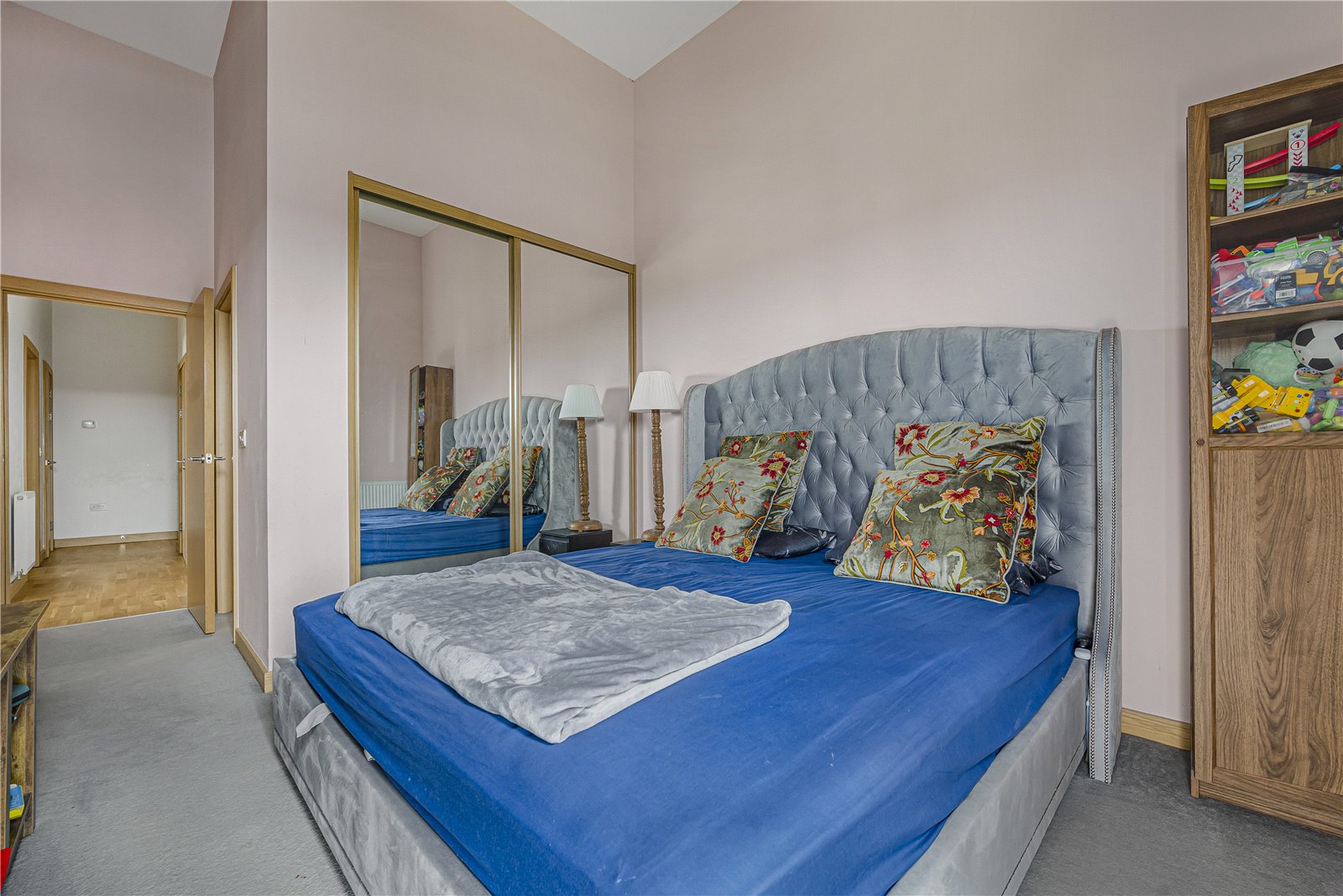2 bedroom property for sale in Dartford | Robinson Jackson