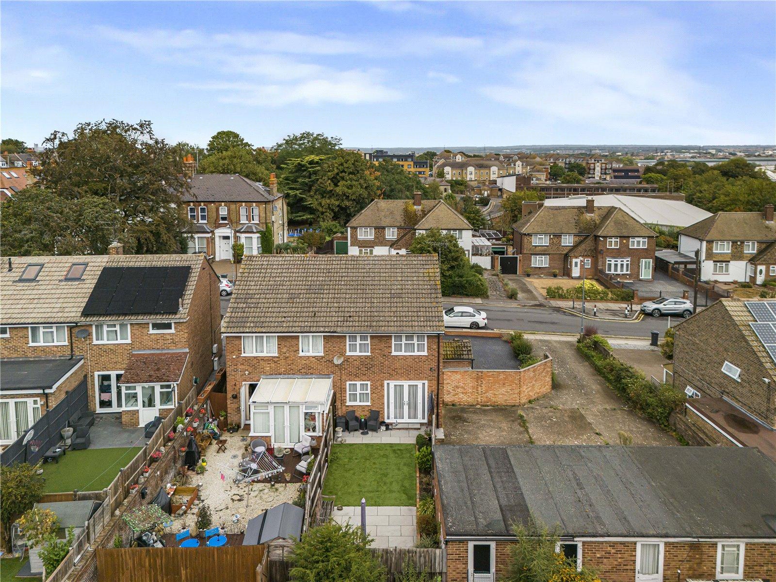 3 bedroom house for sale in West Dartford | Robinson Jackson