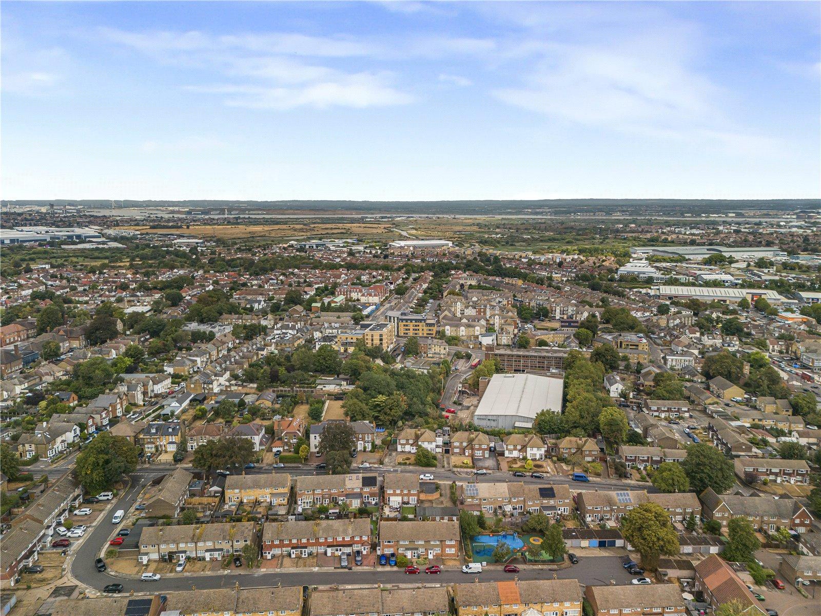 3 bedroom house for sale in West Dartford | Robinson Jackson