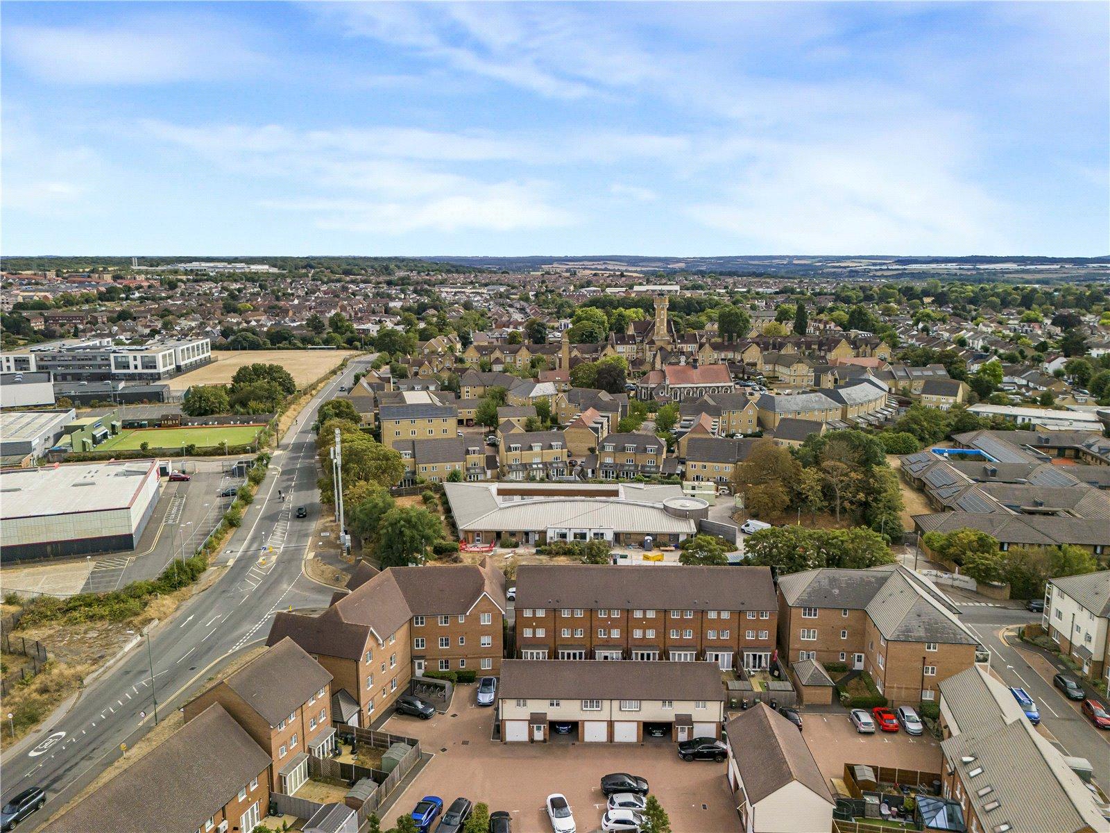 2 bedroom property for sale in Dartford | Robinson Jackson