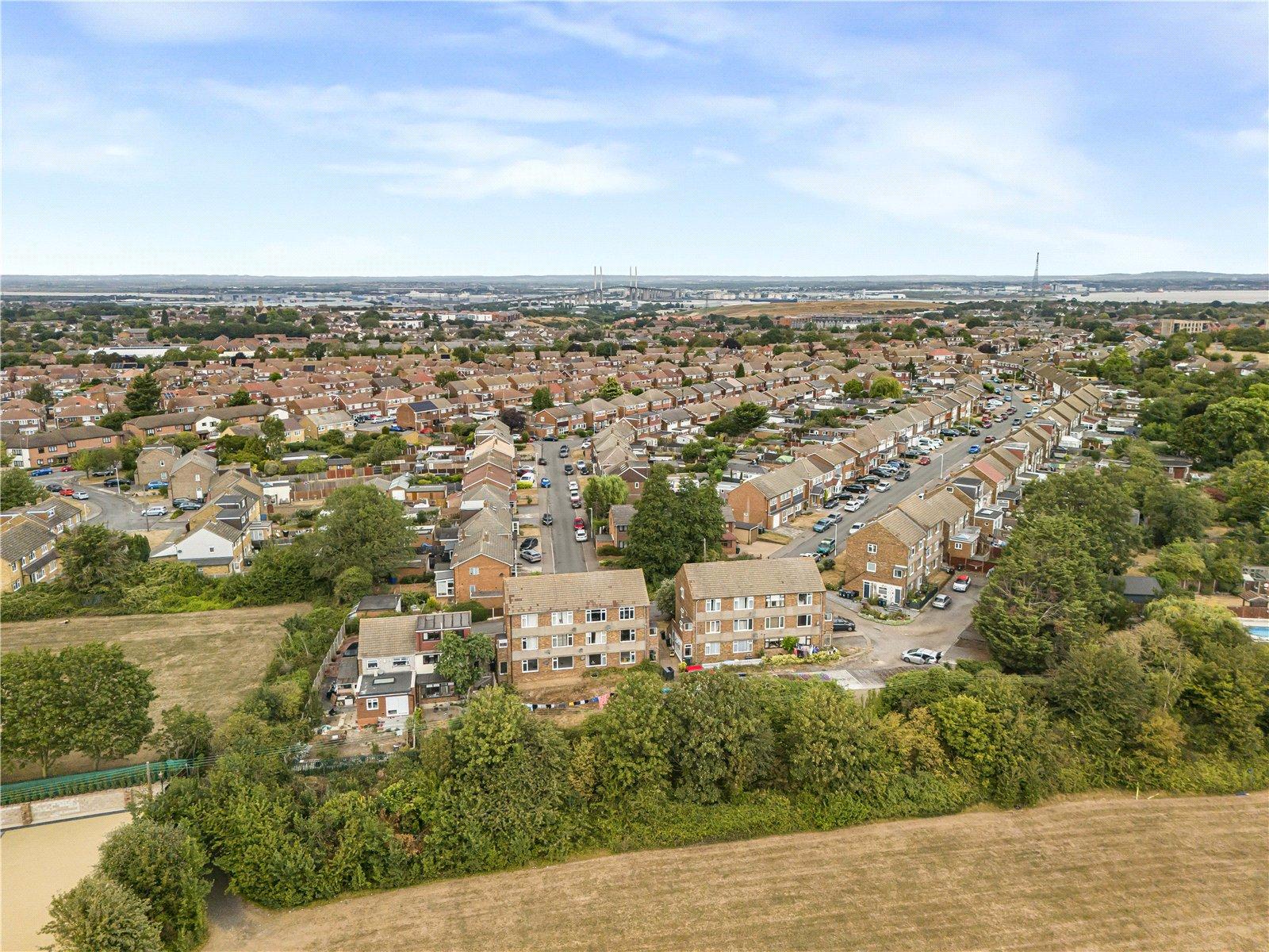 2 bedroom property for sale in Dartford | Robinson Jackson