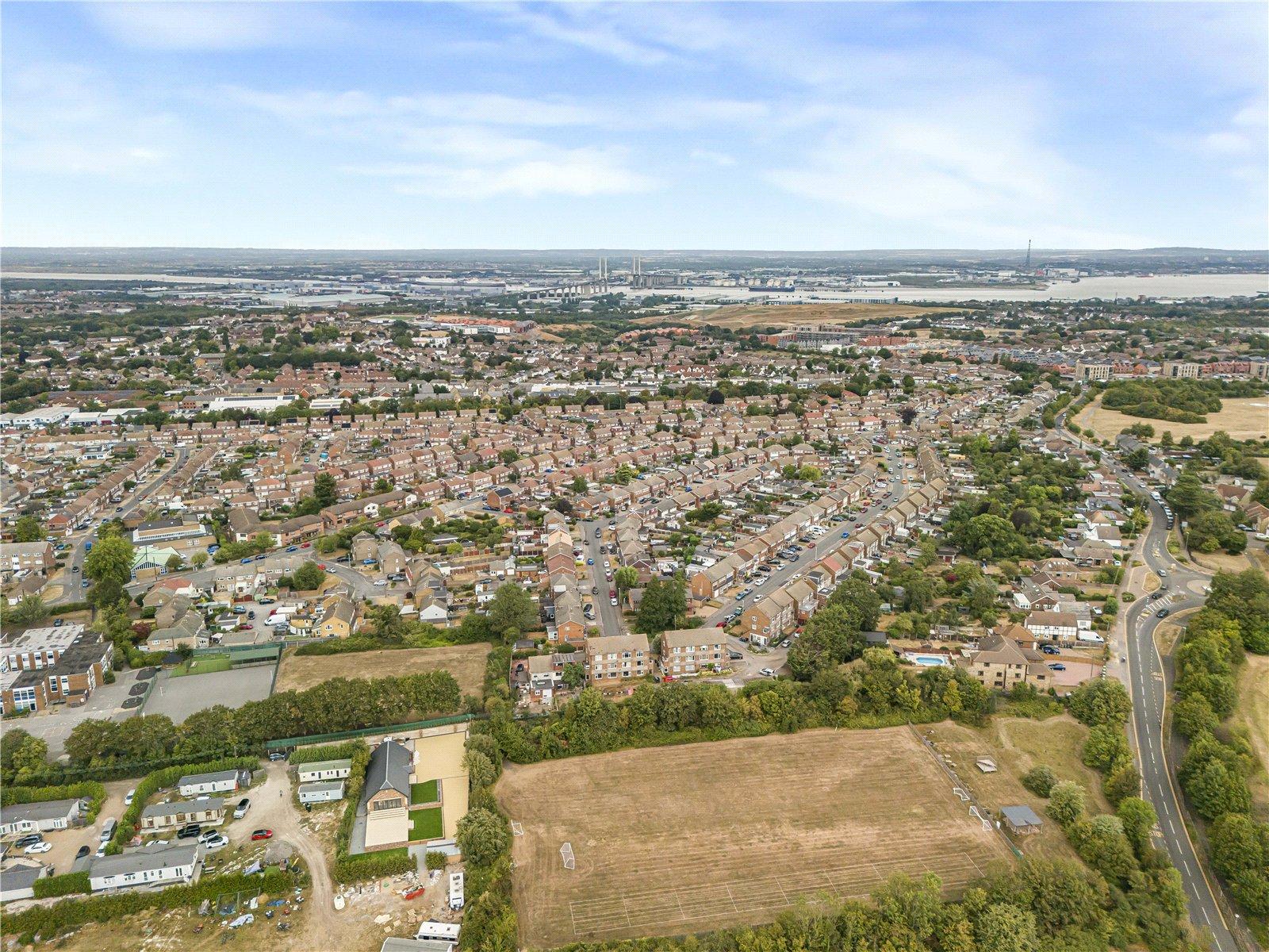 2 bedroom property for sale in Dartford | Robinson Jackson