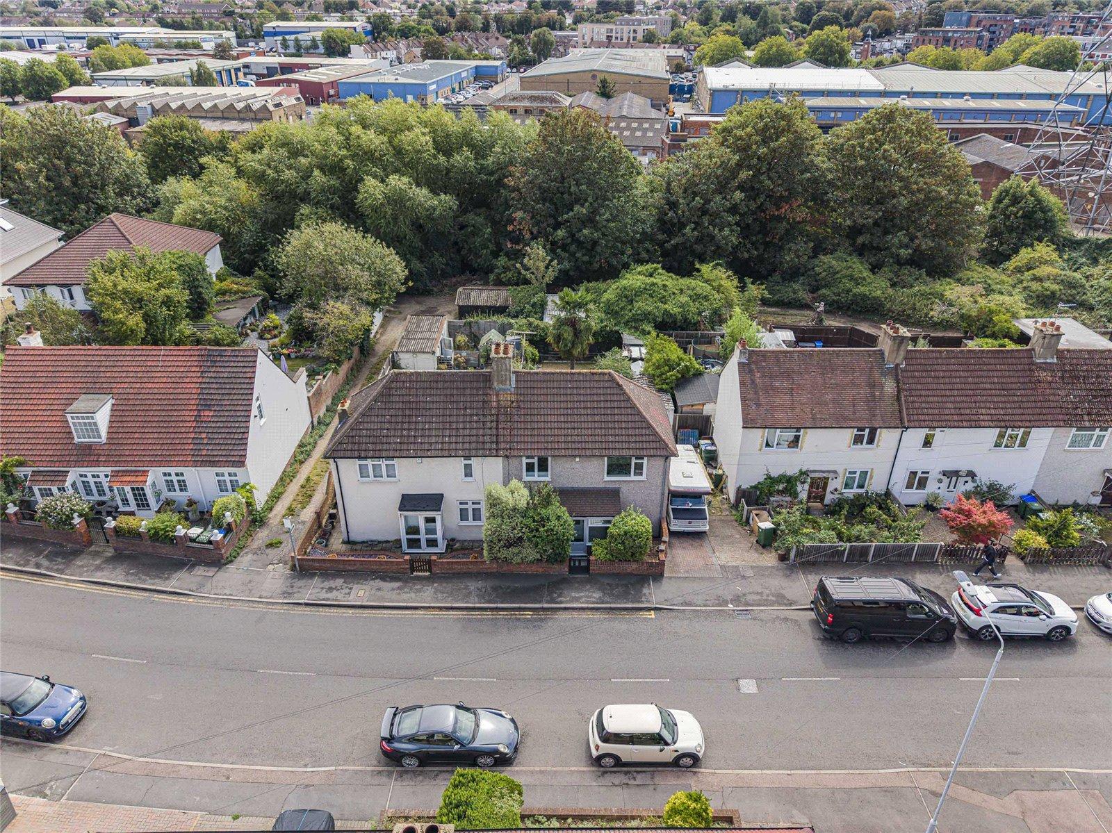 3 bedroom house for sale in Crayford | Robinson Jackson