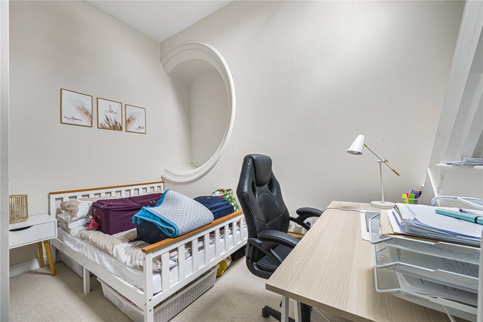 3 bedroom property for sale in Dartford | Robinson Jackson