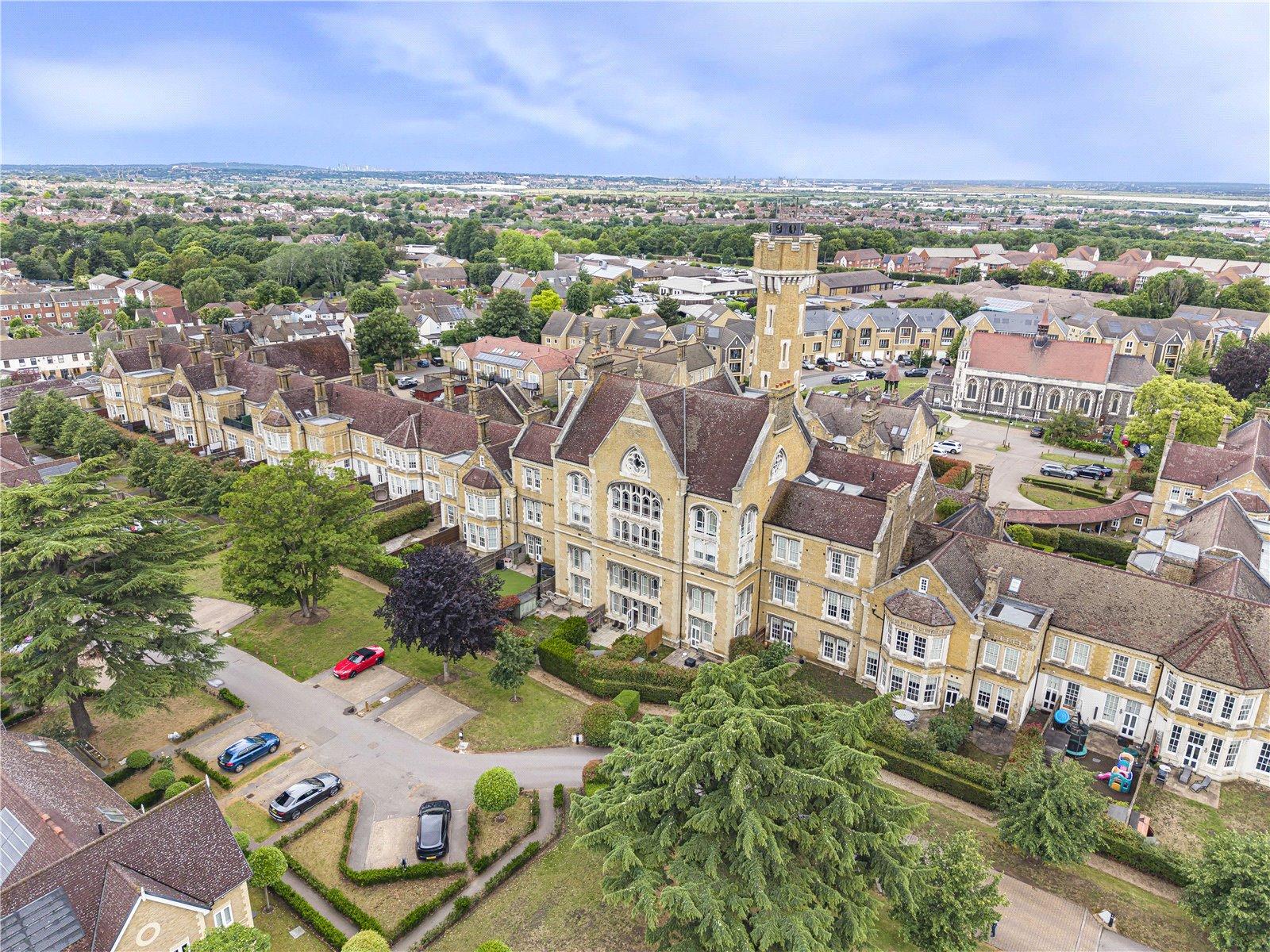3 bedroom property for sale in Dartford | Robinson Jackson