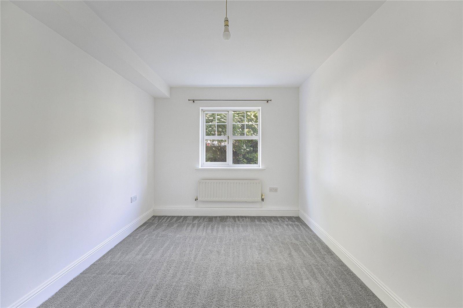 2 bedroom property for sale in Dartford | Robinson Jackson