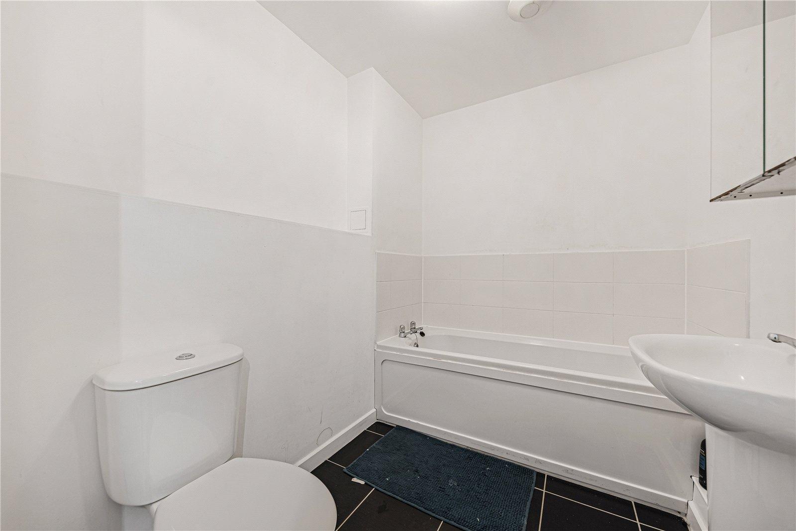 2 bedroom property for sale in Dartford | Robinson Jackson
