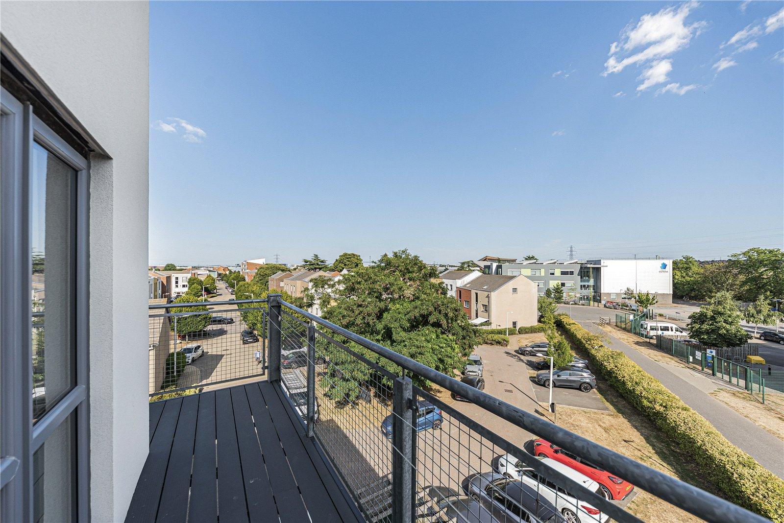 2 bedroom property for sale in Dartford | Robinson Jackson