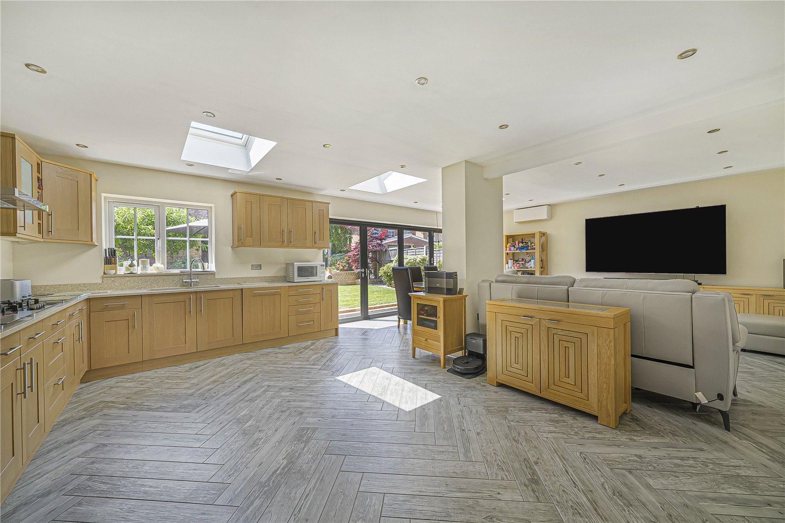 5 bedroom house for sale in Crayford | Robinson Jackson