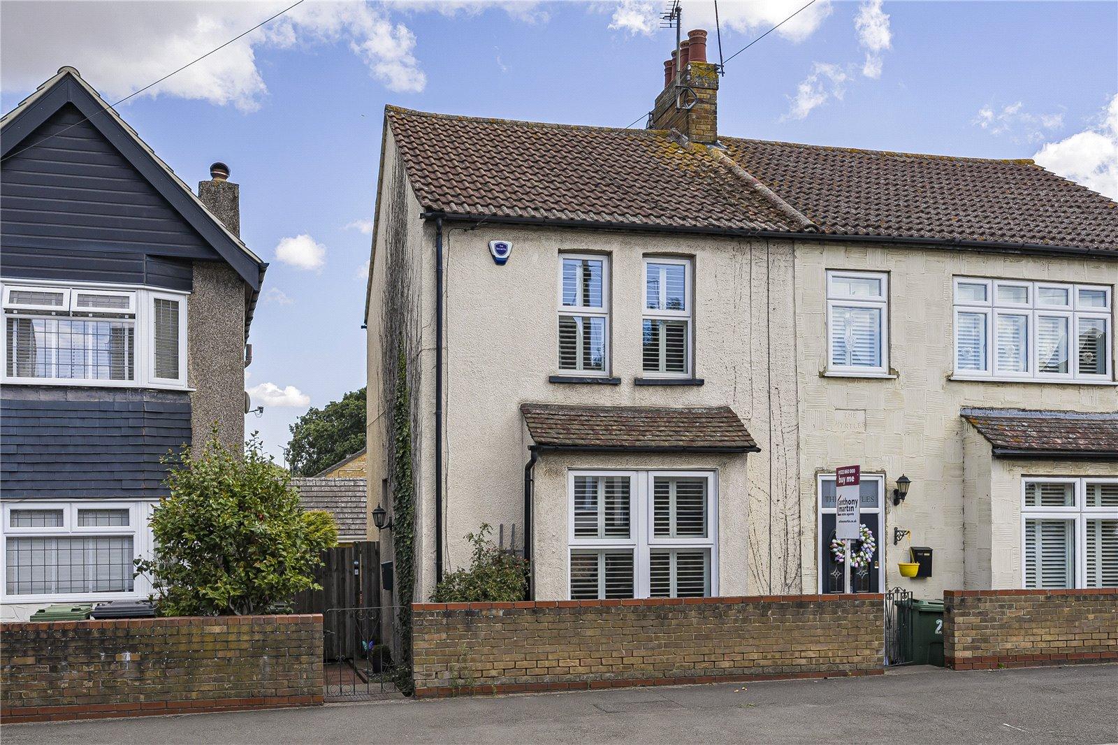 2 bedroom house for sale in Dartford | Robinson Jackson