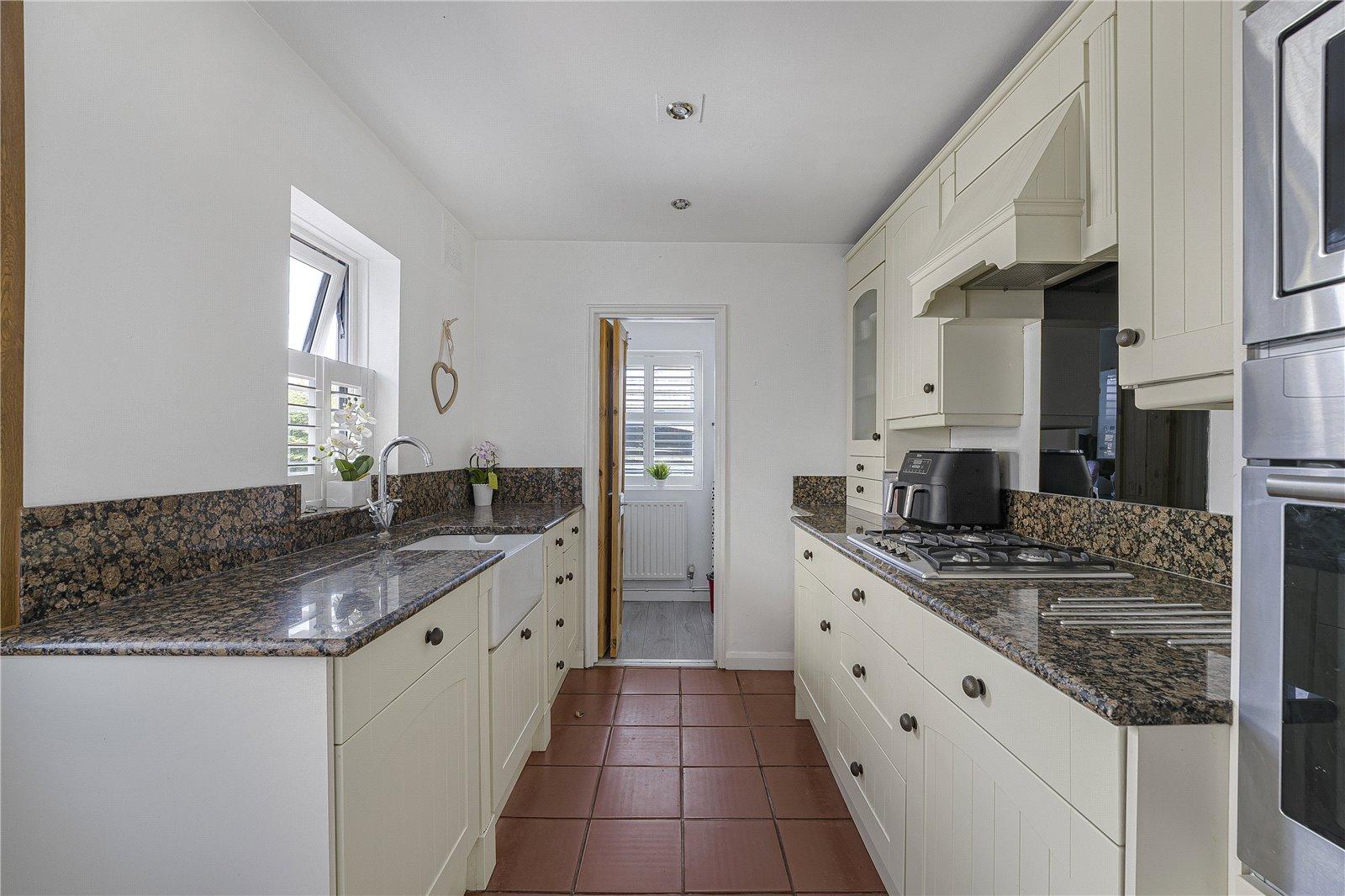 2 bedroom house for sale in Dartford | Robinson Jackson