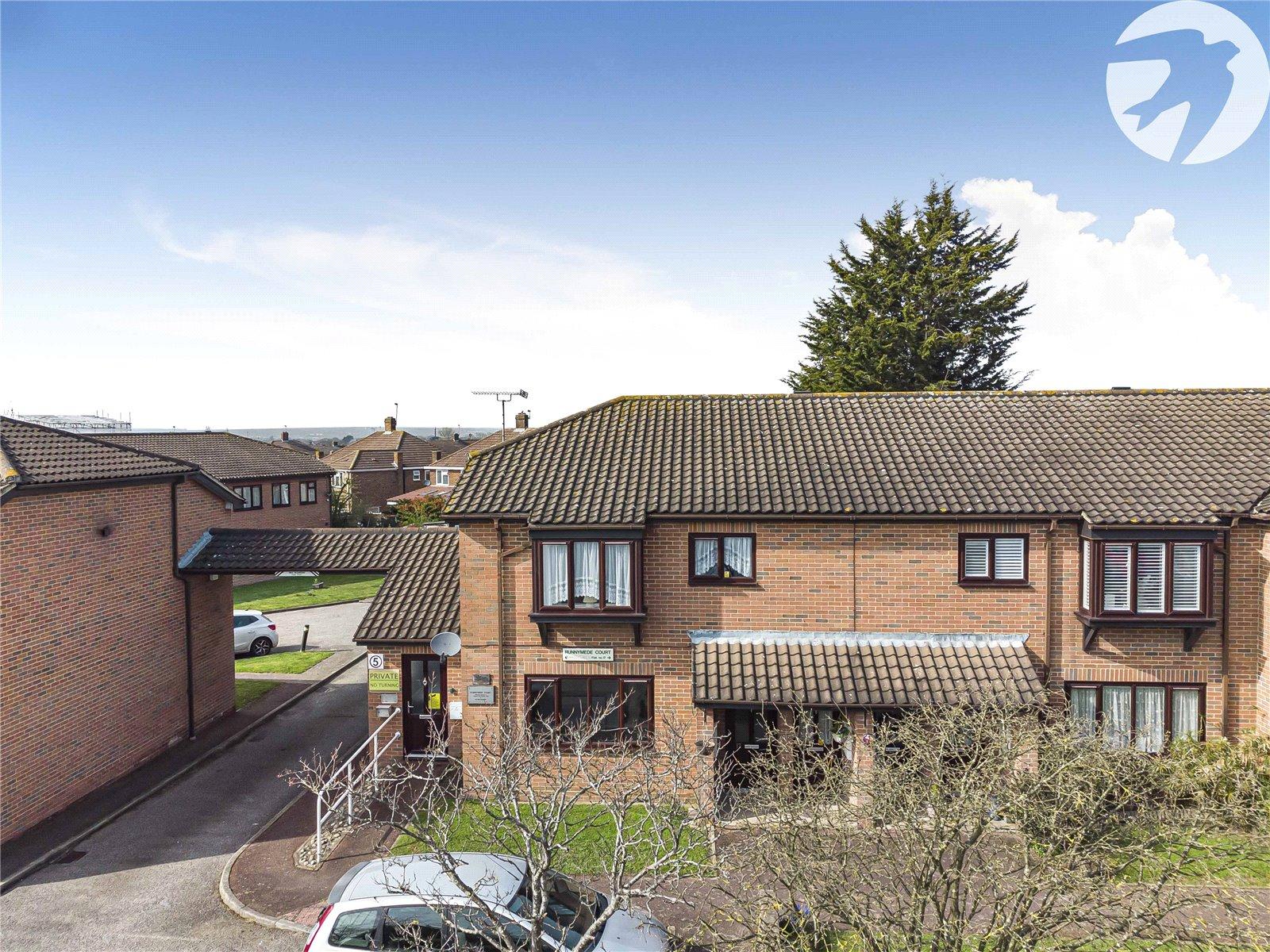 2 bedroom property for sale in Dartford | Robinson Jackson