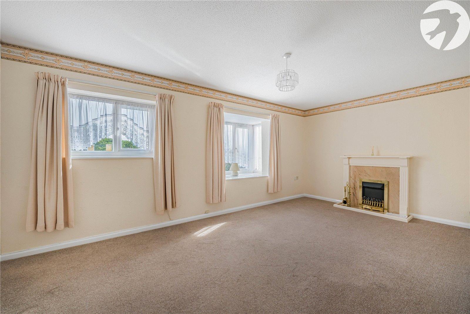 2 bedroom property for sale in Dartford | Robinson Jackson
