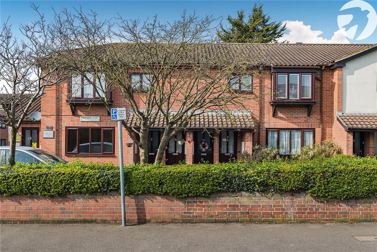 2 bedroom property for sale in Dartford | Robinson Jackson