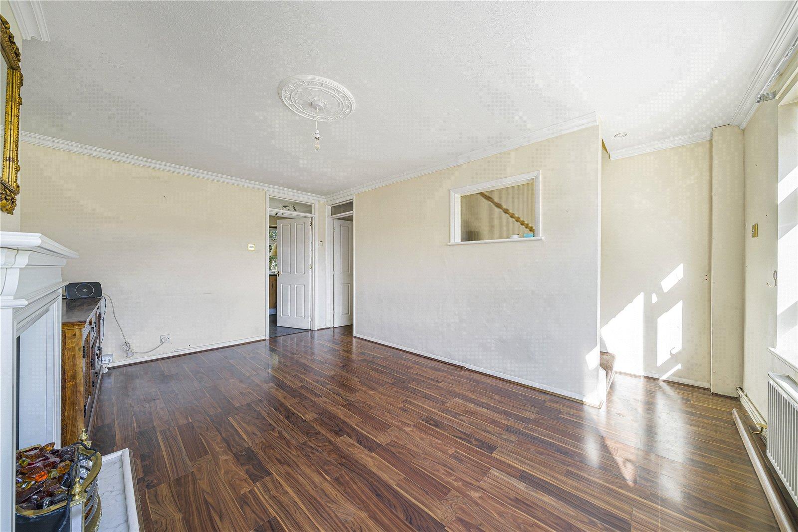 2 bedroom property for sale in Dartford | Robinson Jackson