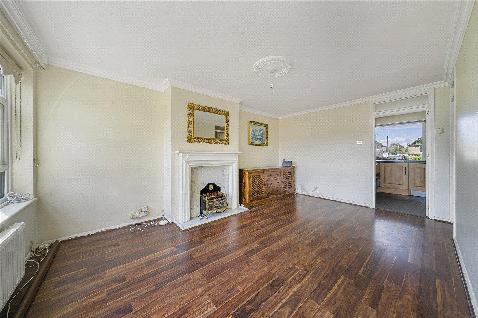 2 bedroom property for sale in Dartford | Robinson Jackson