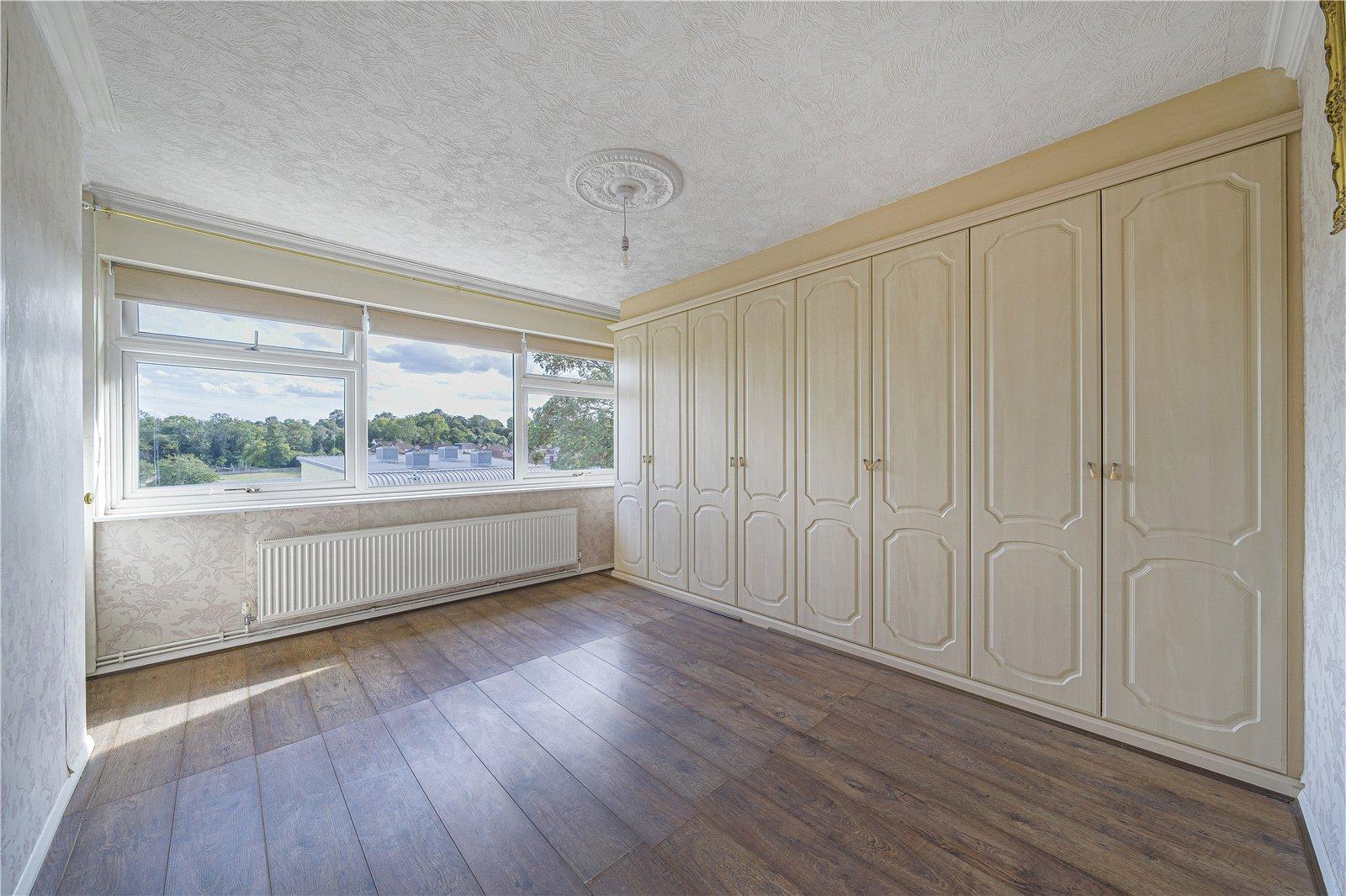 2 bedroom property for sale in Dartford | Robinson Jackson