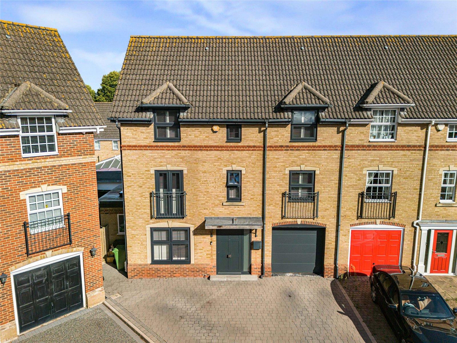 4 bedroom property for sale in Dartford | Robinson Jackson