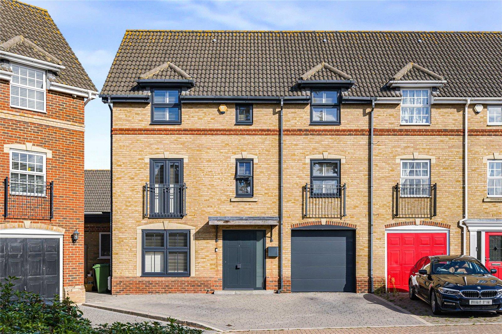4 bedroom property for sale in Dartford | Robinson Jackson