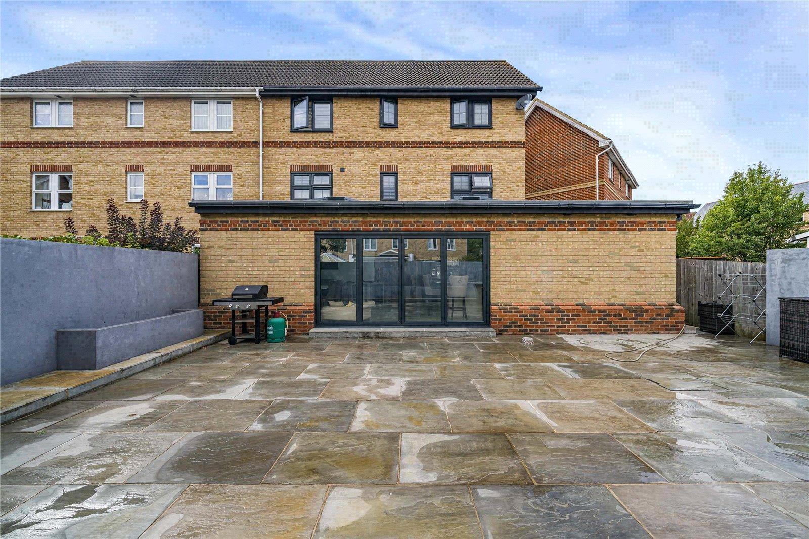 4 bedroom property for sale in Dartford | Robinson Jackson