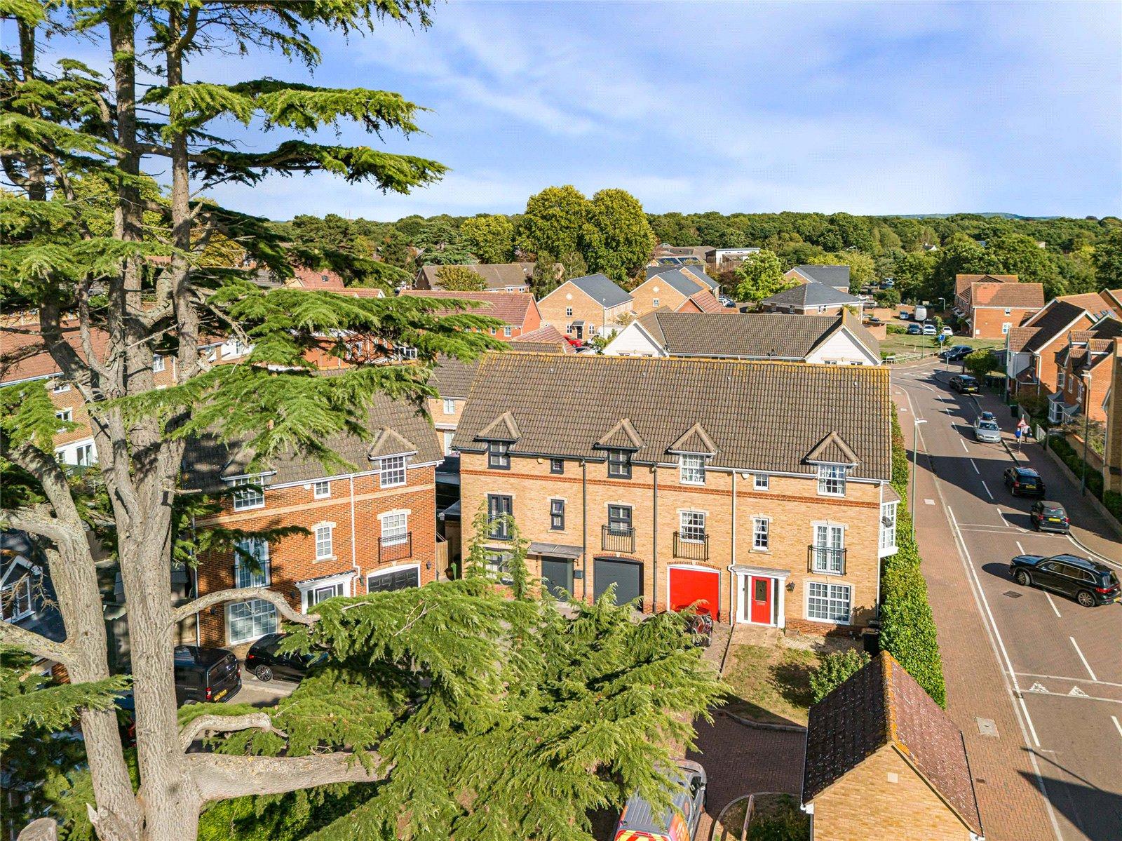 4 bedroom property for sale in Dartford | Robinson Jackson