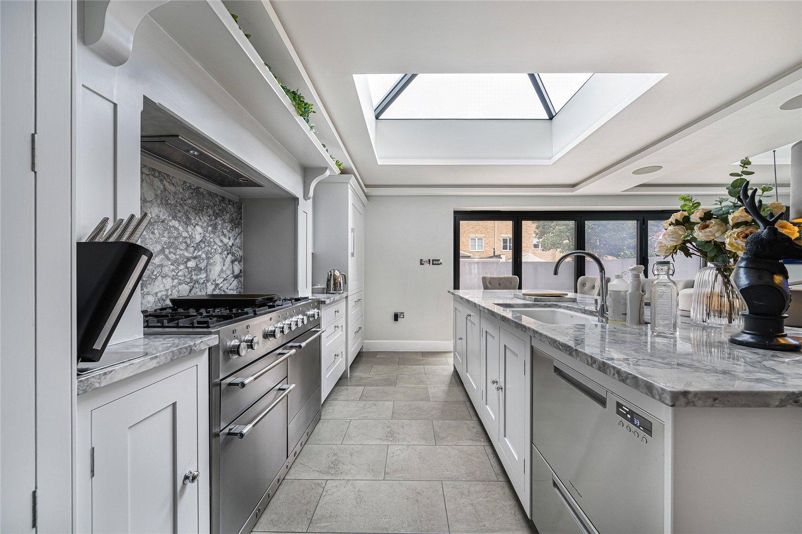 4 bedroom property for sale in Dartford | Robinson Jackson