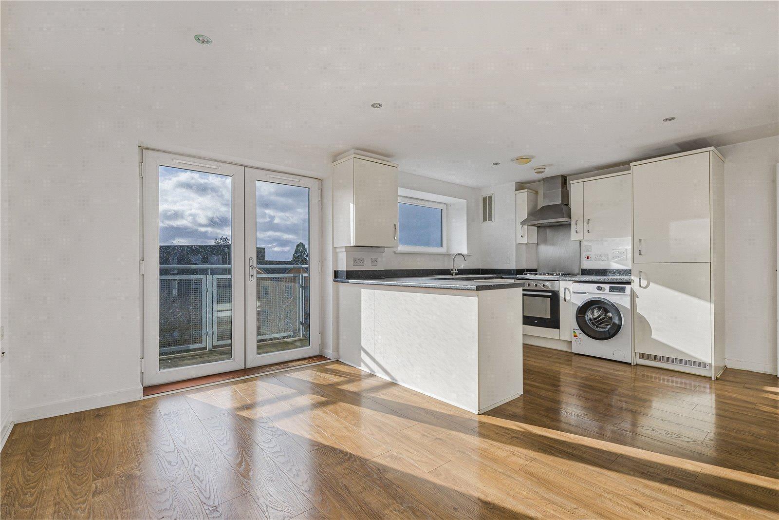 2 bedroom property for sale in Dartford | Robinson Jackson