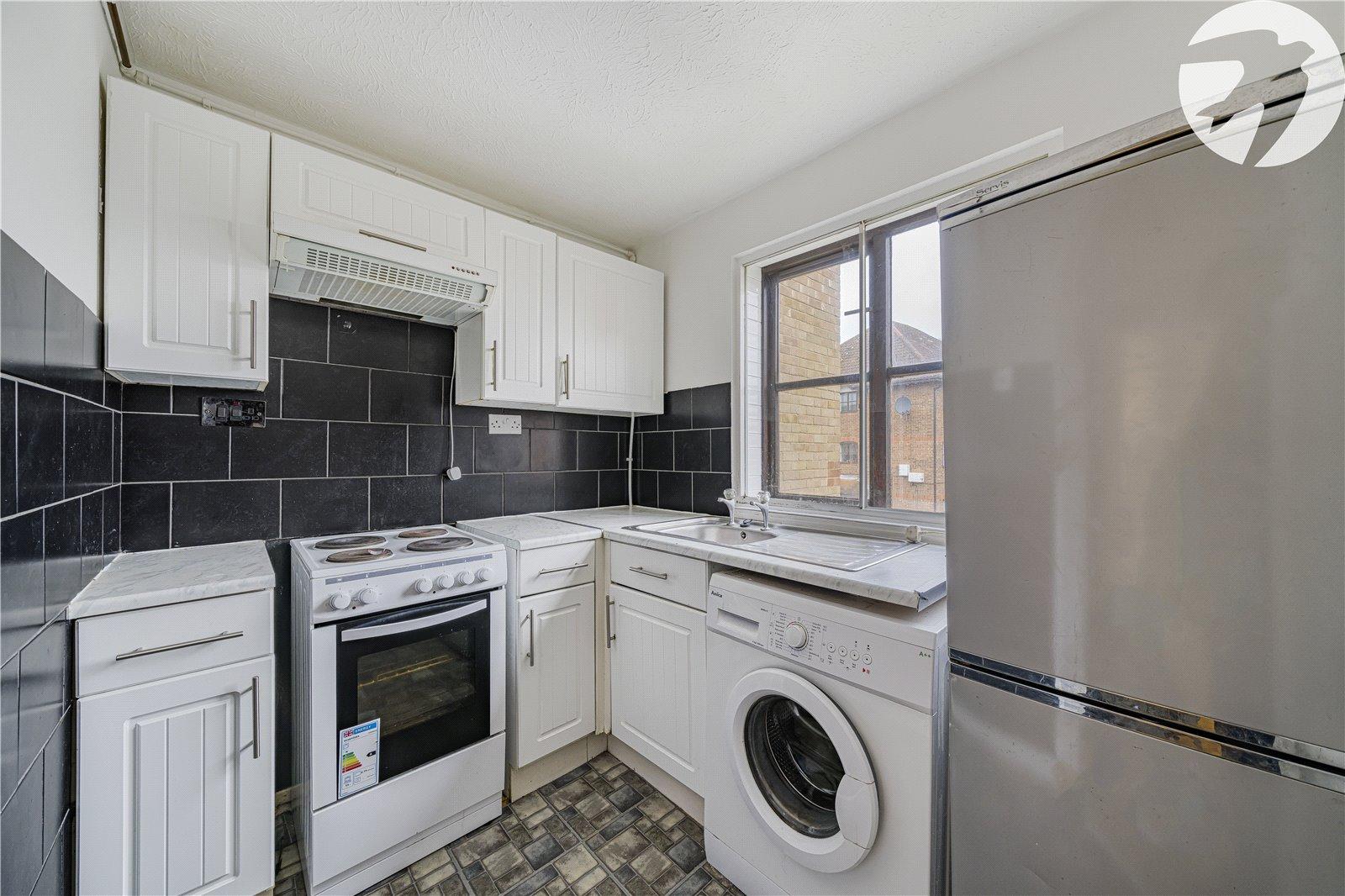 1 bedroom property for sale in Dartford | Robinson Jackson