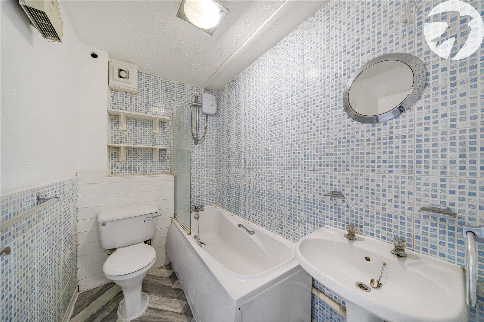 1 bedroom property for sale in Dartford | Robinson Jackson
