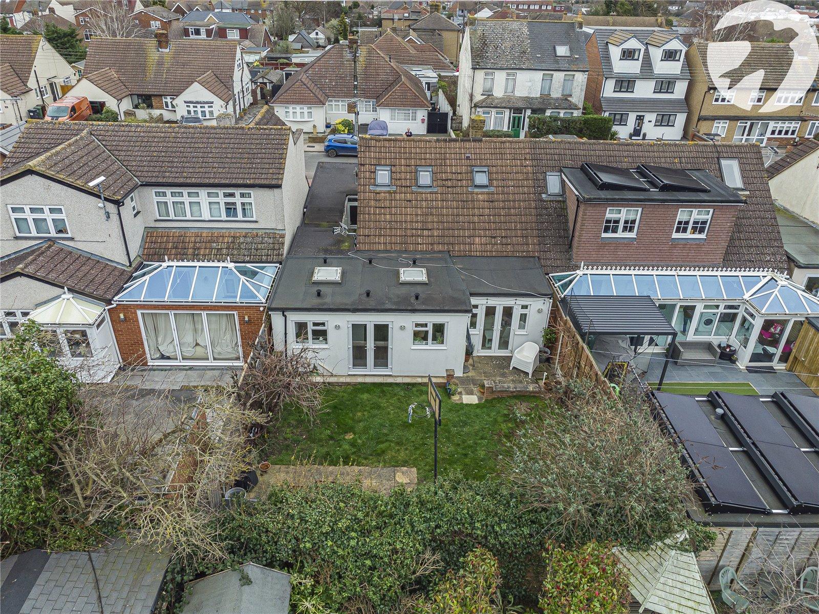 4 bedroom bungalow for sale in Dartford | Robinson Jackson