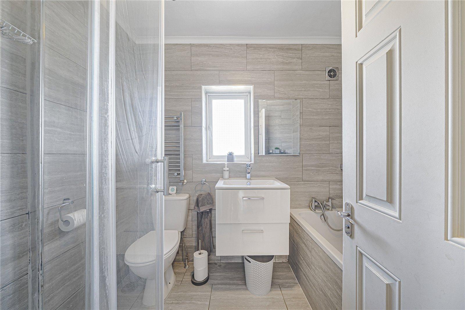 5 bedroom house for sale in Dartford | Robinson Jackson