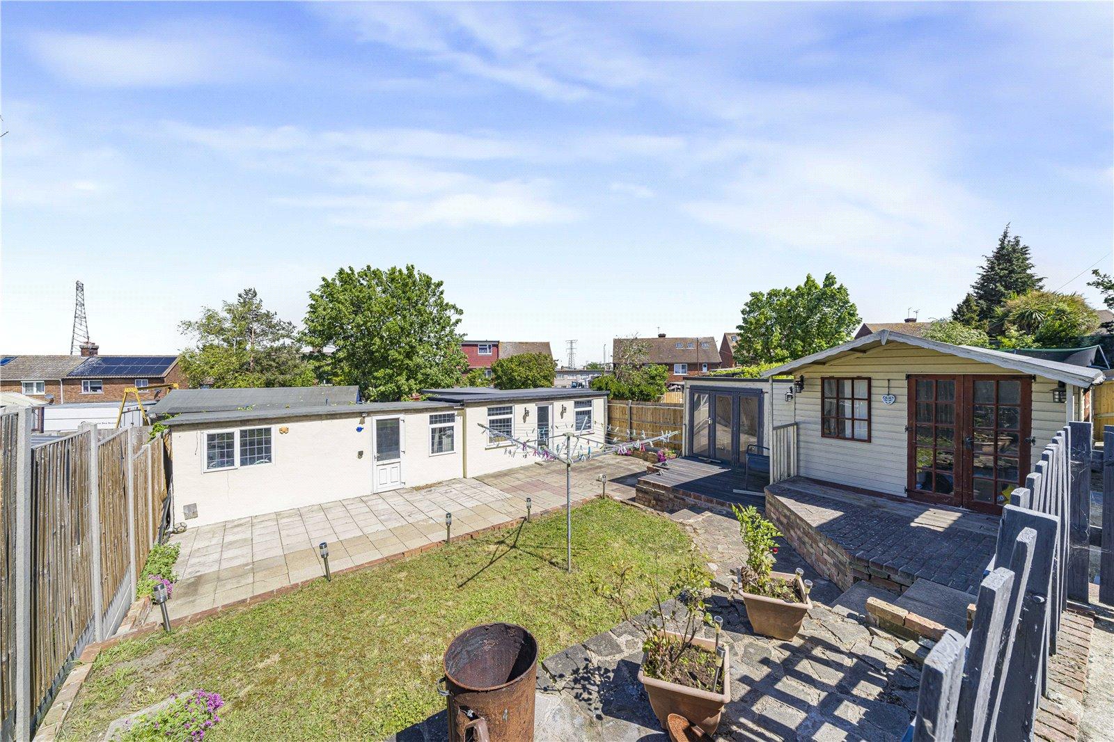 5 bedroom house for sale in Dartford | Robinson Jackson