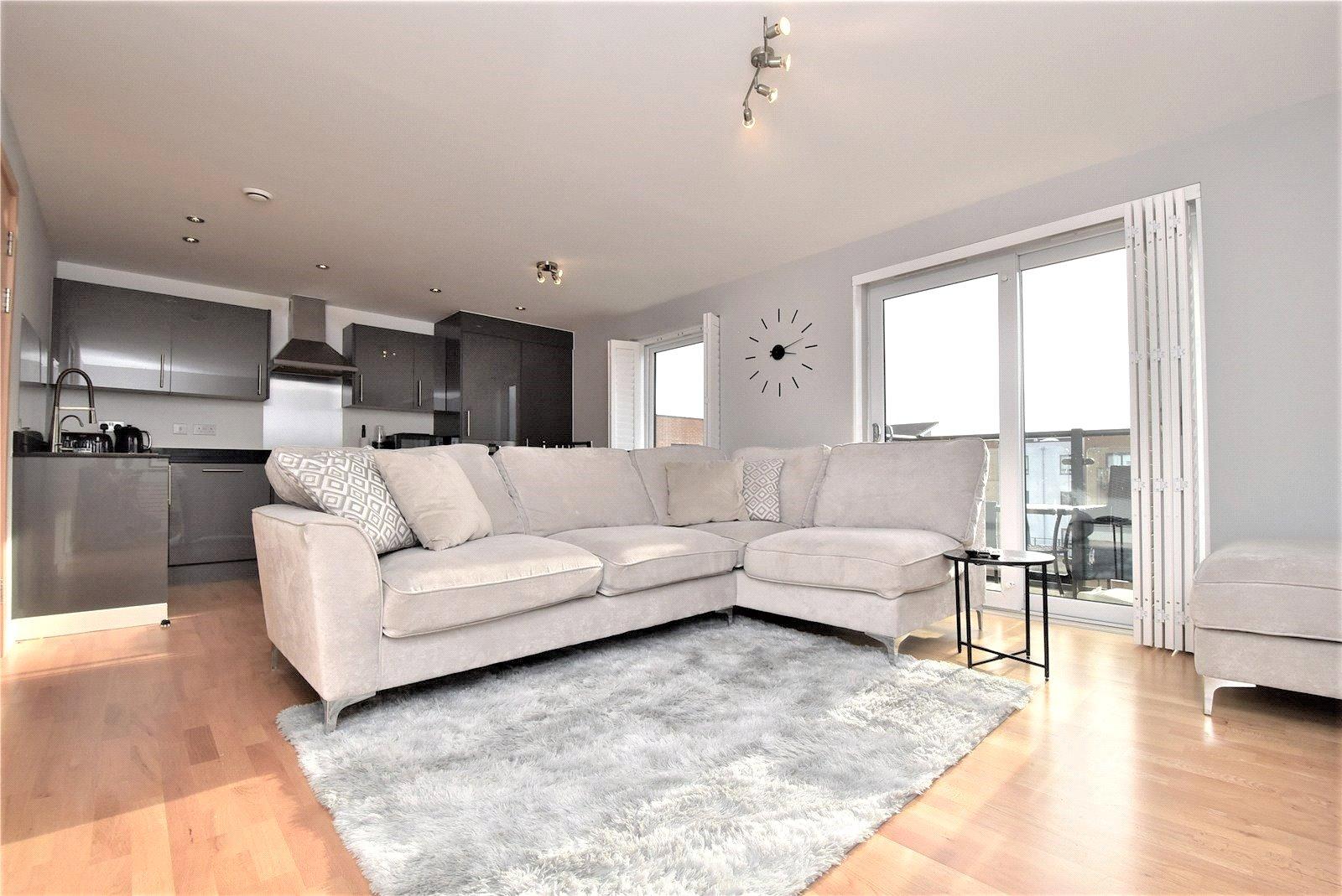 2 bedroom property for sale in Dartford | Robinson Jackson