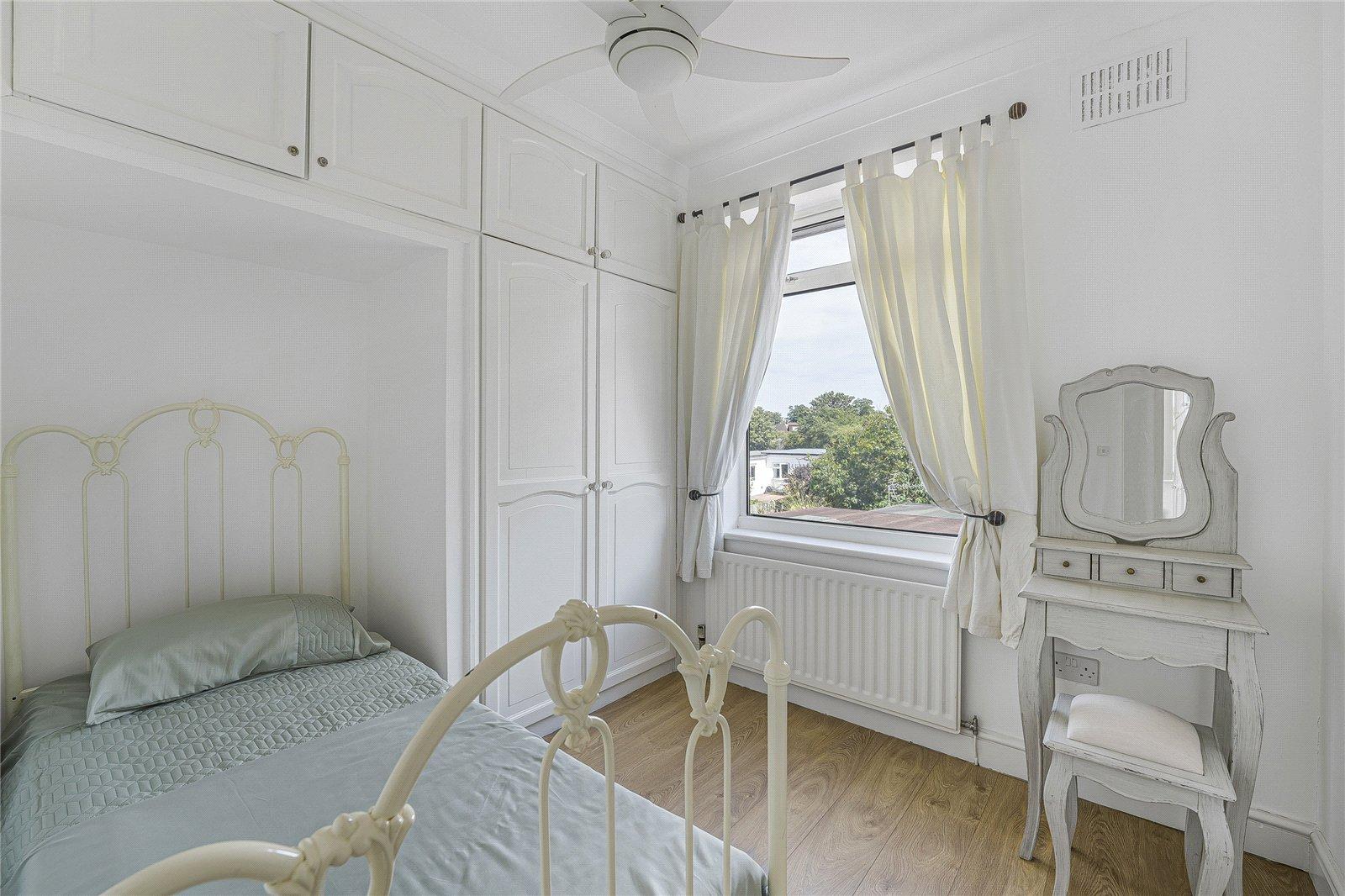 5 bedroom house for sale in Dartford | Robinson Jackson