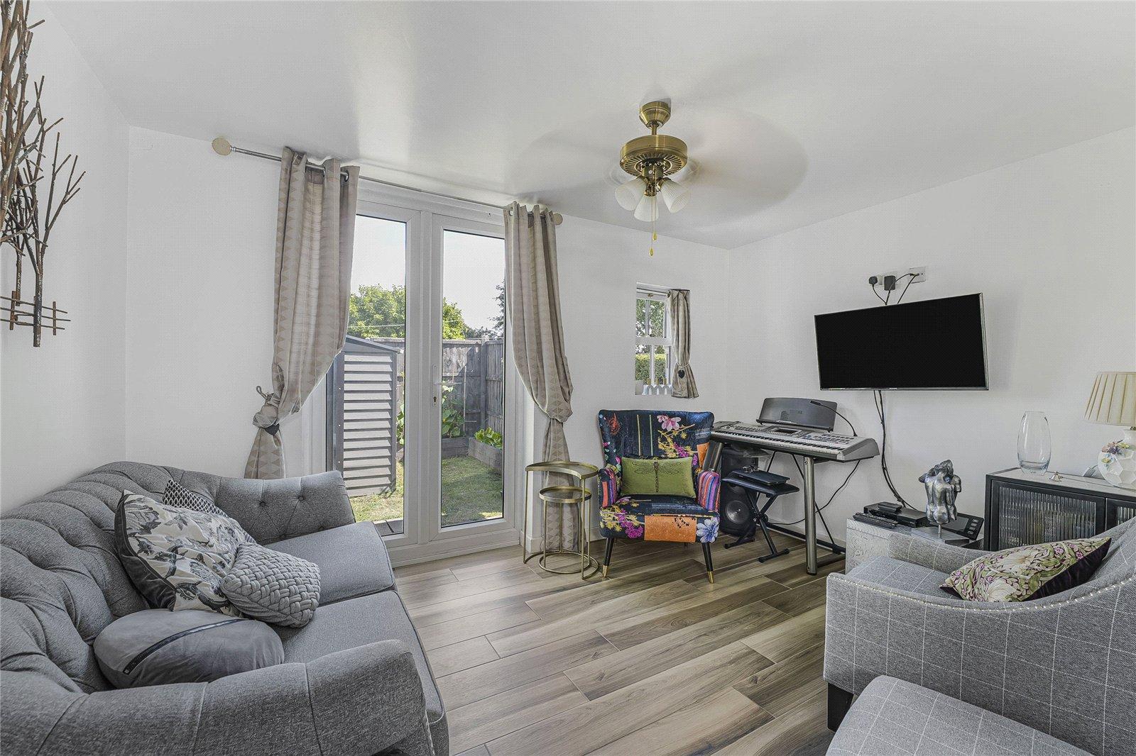 5 bedroom house for sale in Dartford | Robinson Jackson