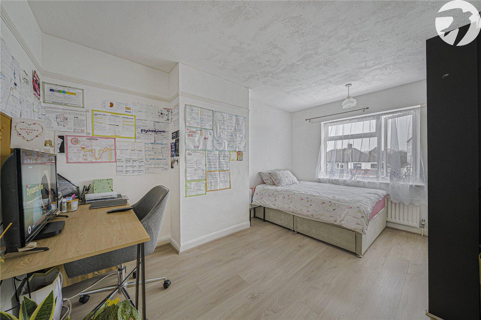 4 bedroom house for sale in Dartford | Robinson Jackson