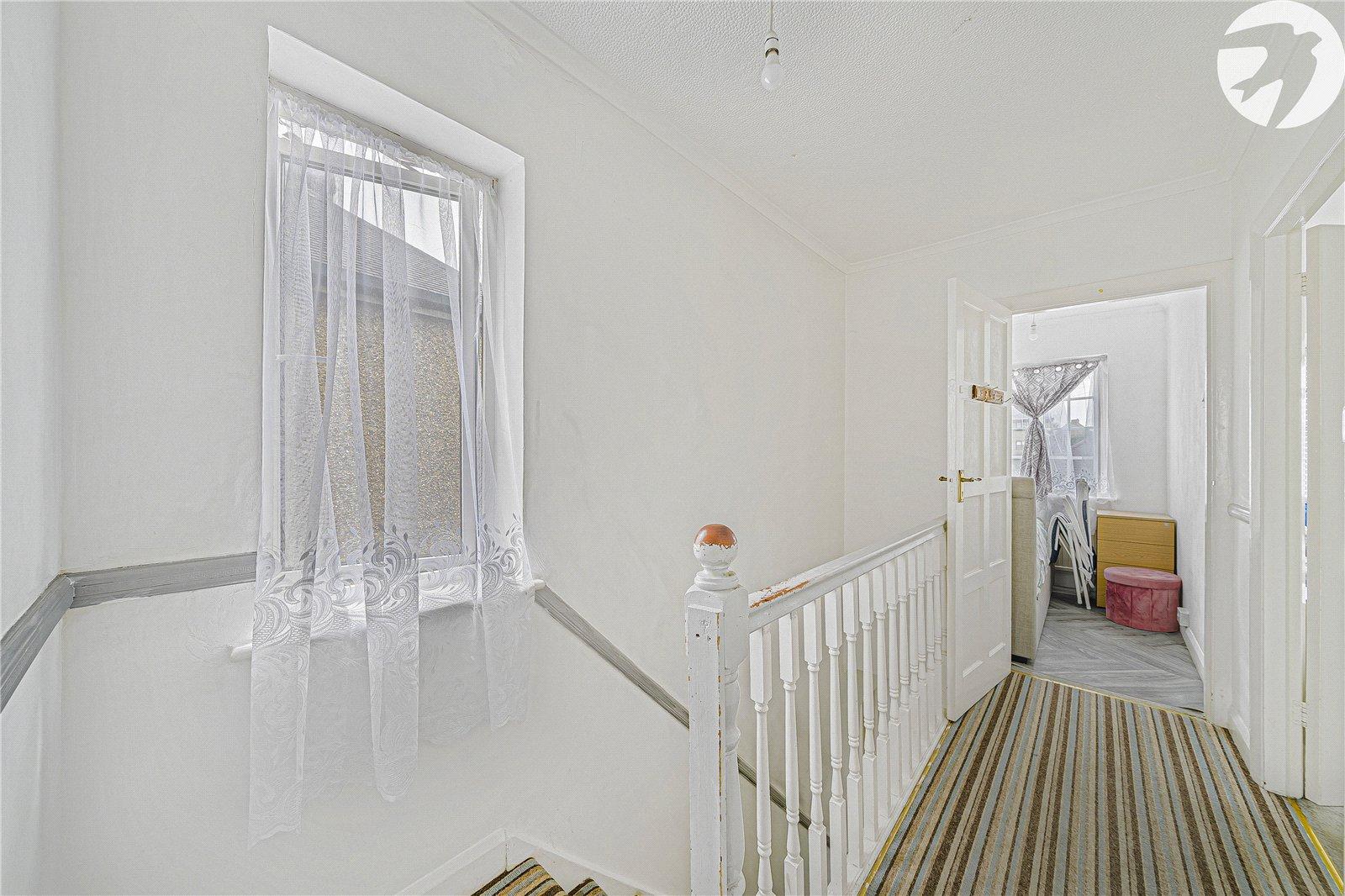 4 bedroom house for sale in Dartford | Robinson Jackson