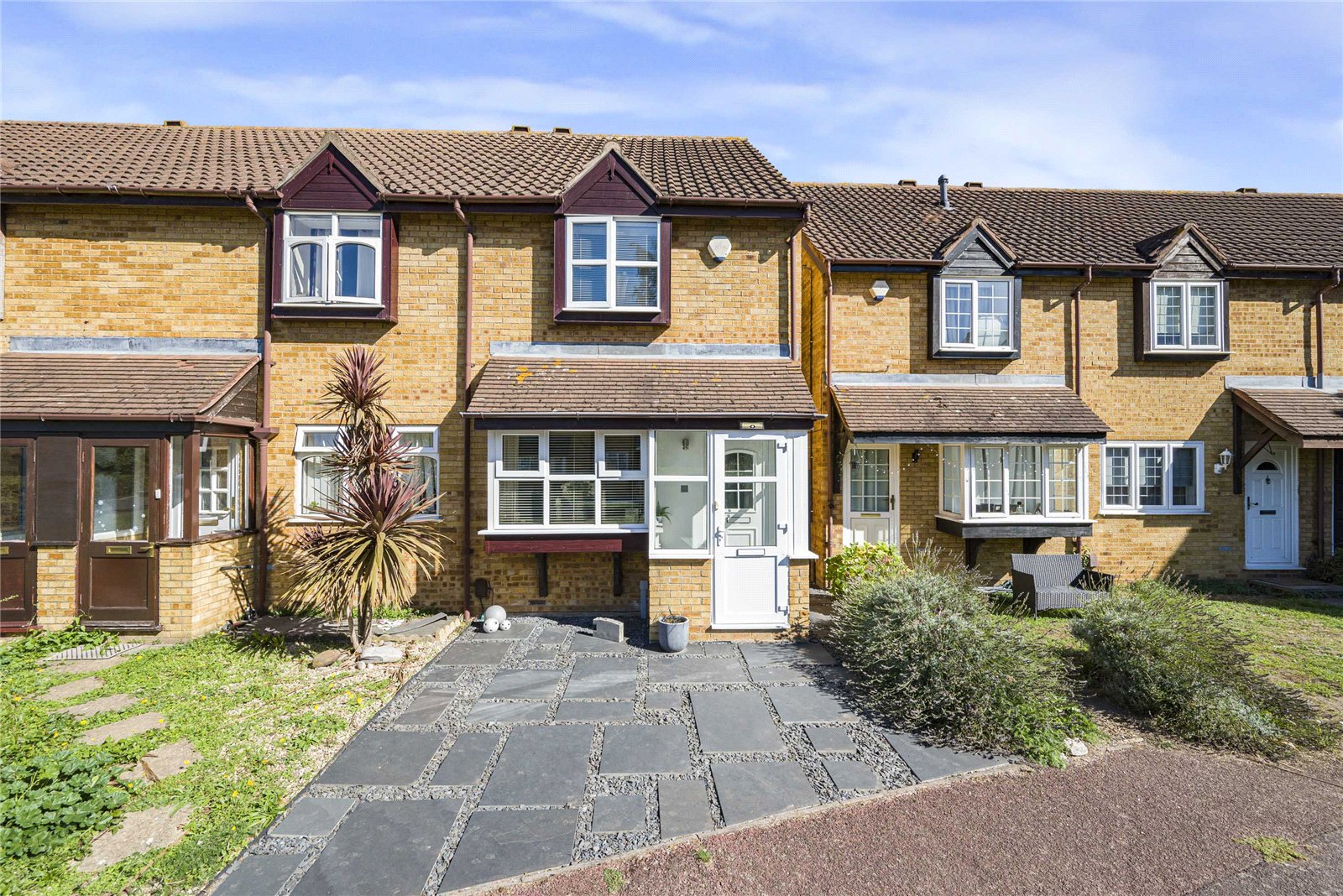 2 bedroom house for sale in Dartford | Robinson Jackson