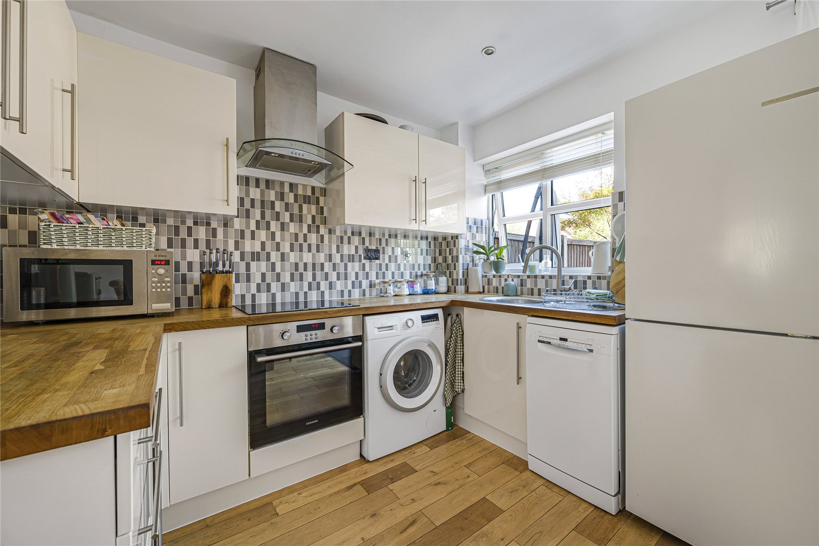 2 bedroom house for sale in Dartford | Robinson Jackson