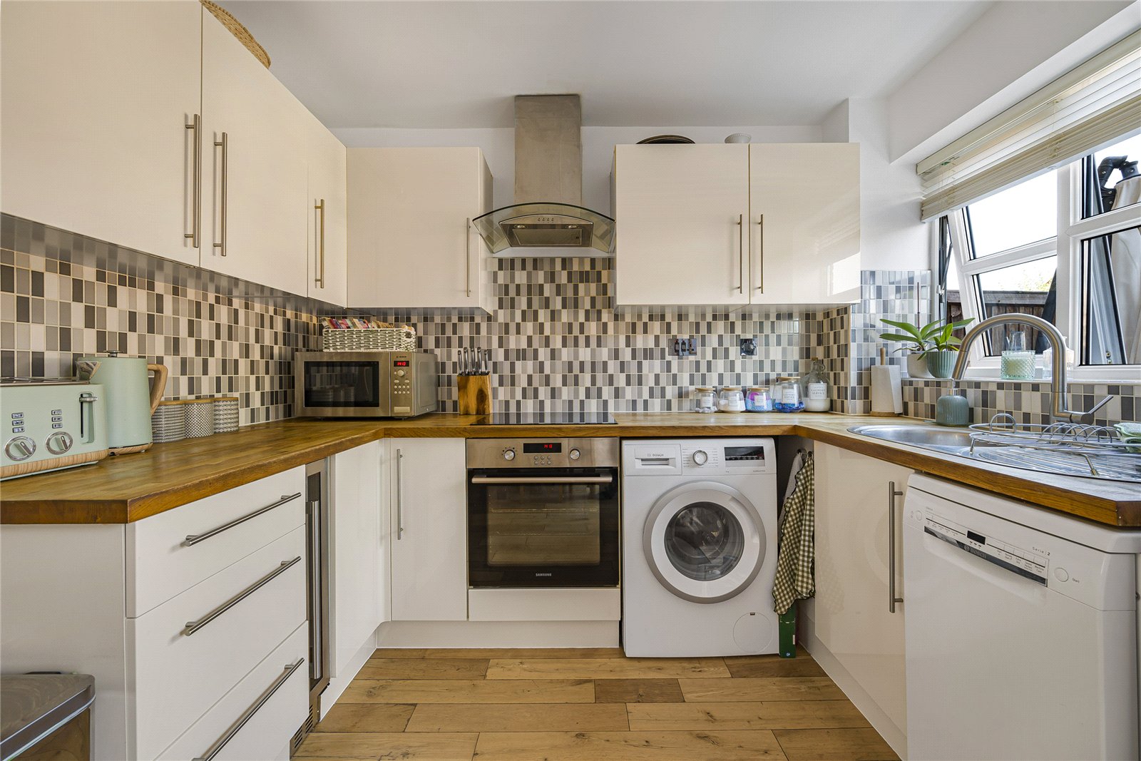2 bedroom house for sale in Dartford | Robinson Jackson