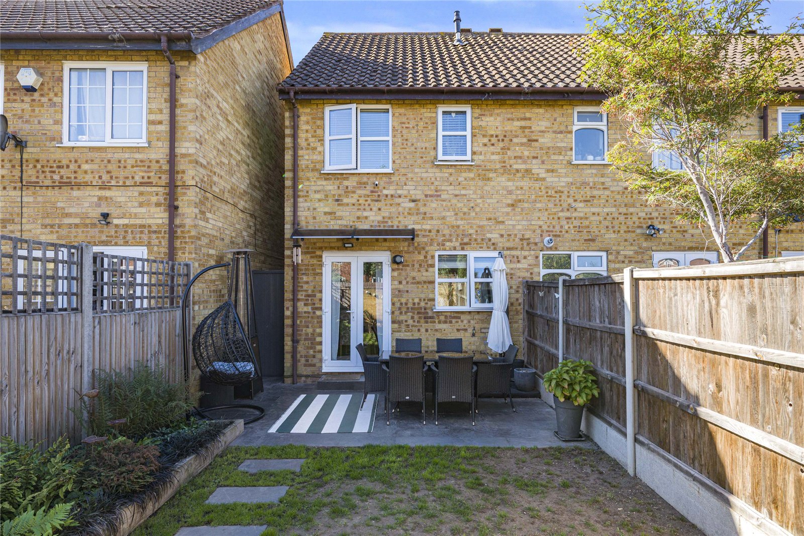 2 bedroom house for sale in Dartford | Robinson Jackson