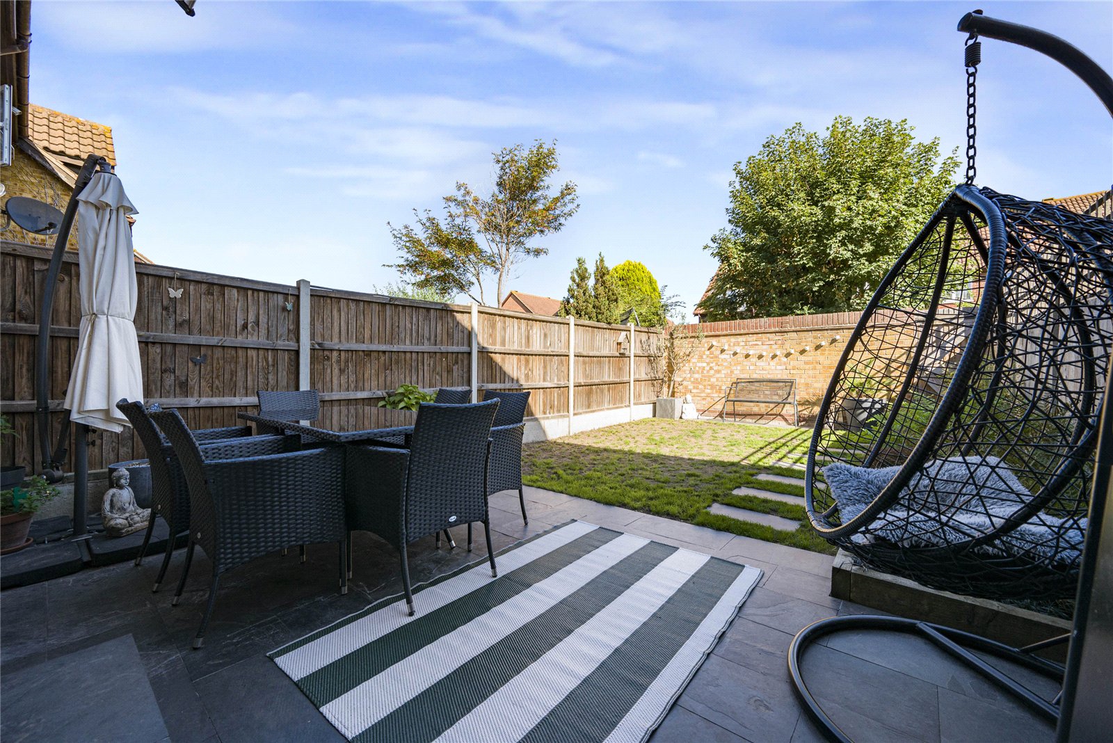 2 bedroom house for sale in Dartford | Robinson Jackson