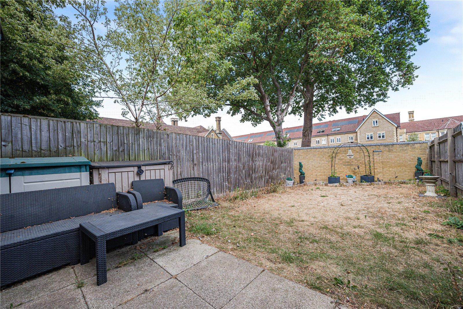 3 bedroom house for sale in Stone | Robinson Jackson