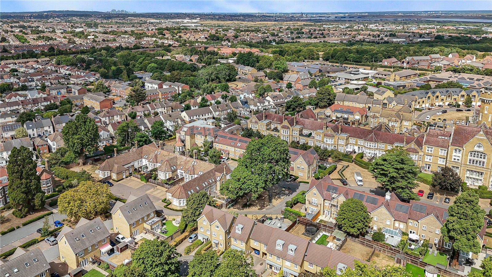 3 bedroom house for sale in Stone | Robinson Jackson