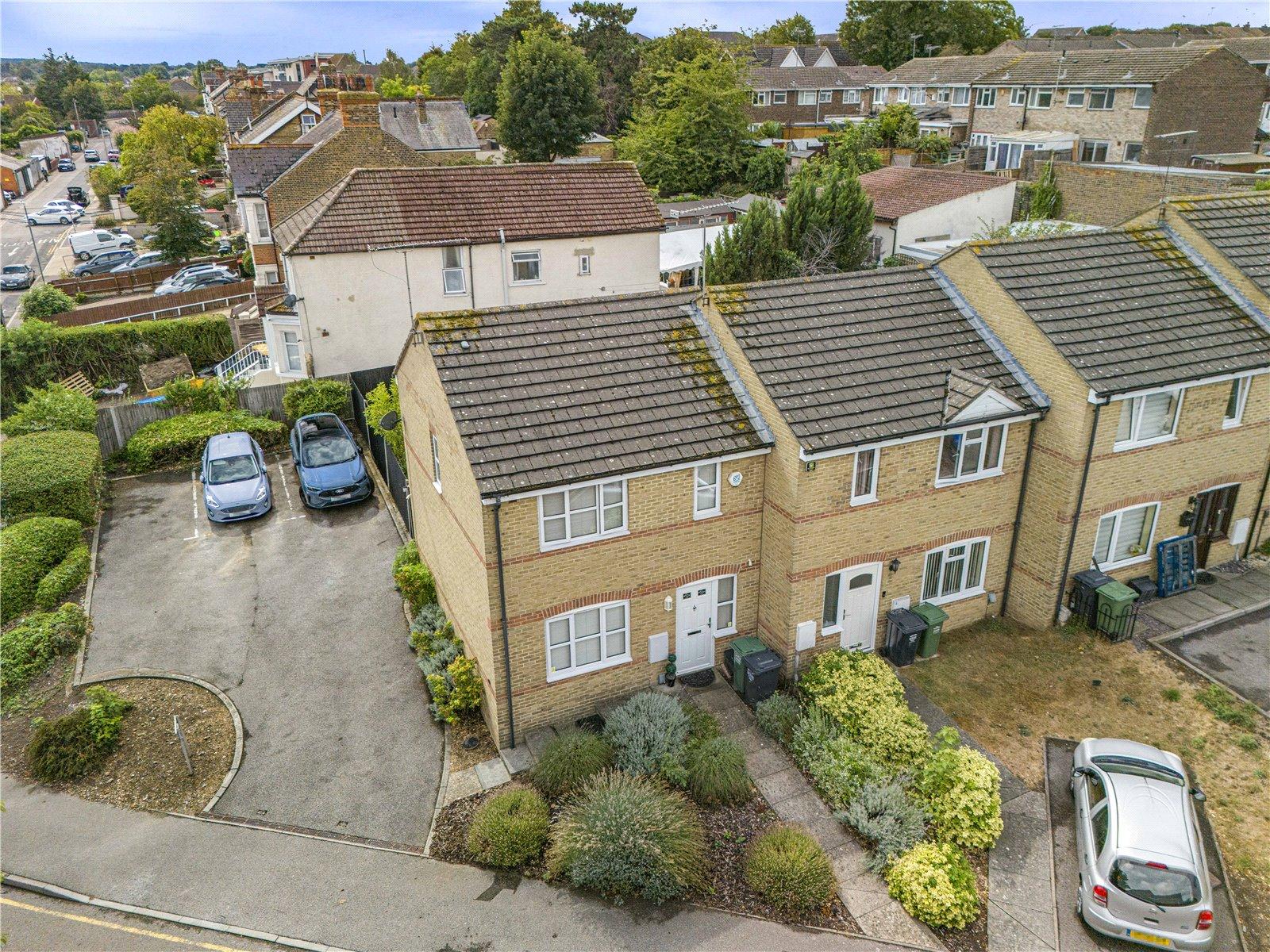 3 bedroom house for sale in West Dartford | Robinson Jackson