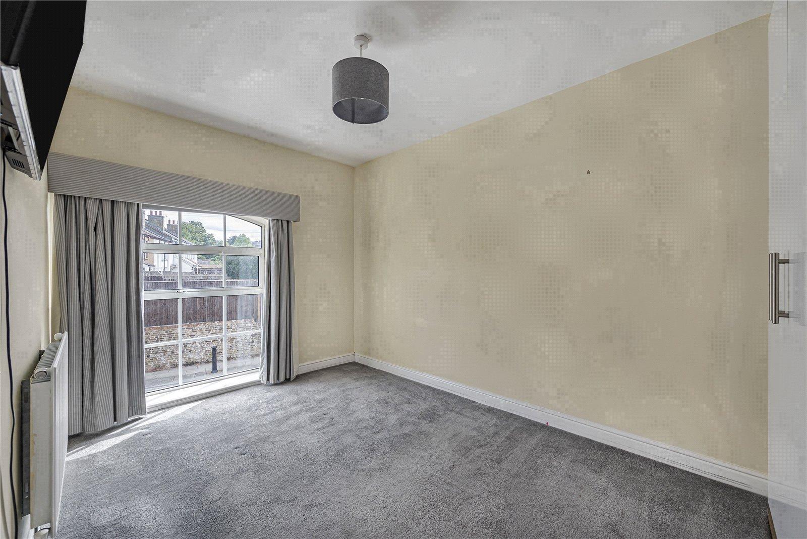 2 bedroom property for sale in South Darenth | Robinson Jackson