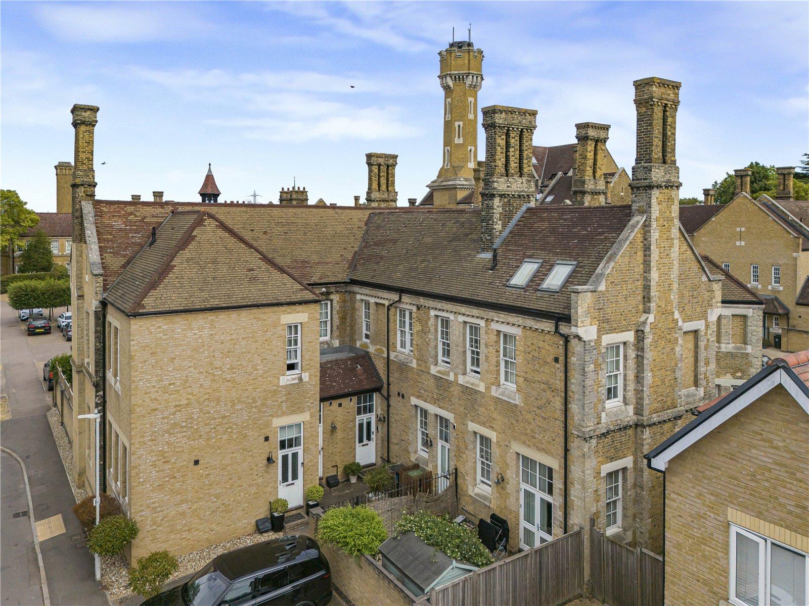 2 bedroom house for sale in Dartford | Robinson Jackson